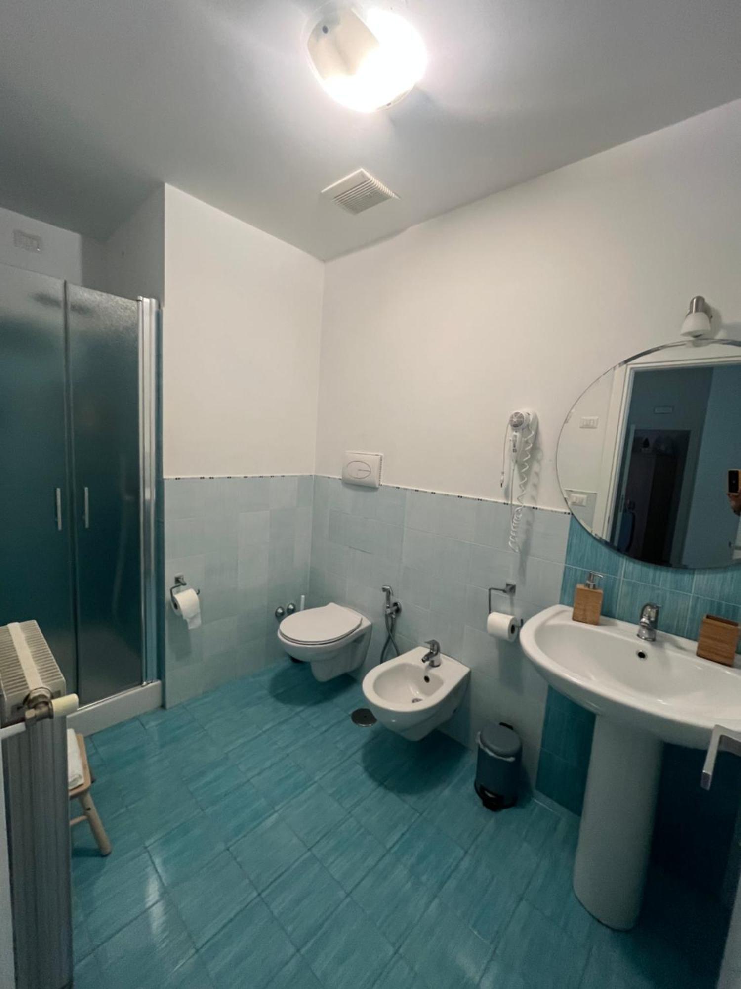 Vomerooms Napoli Eksteriør billede
