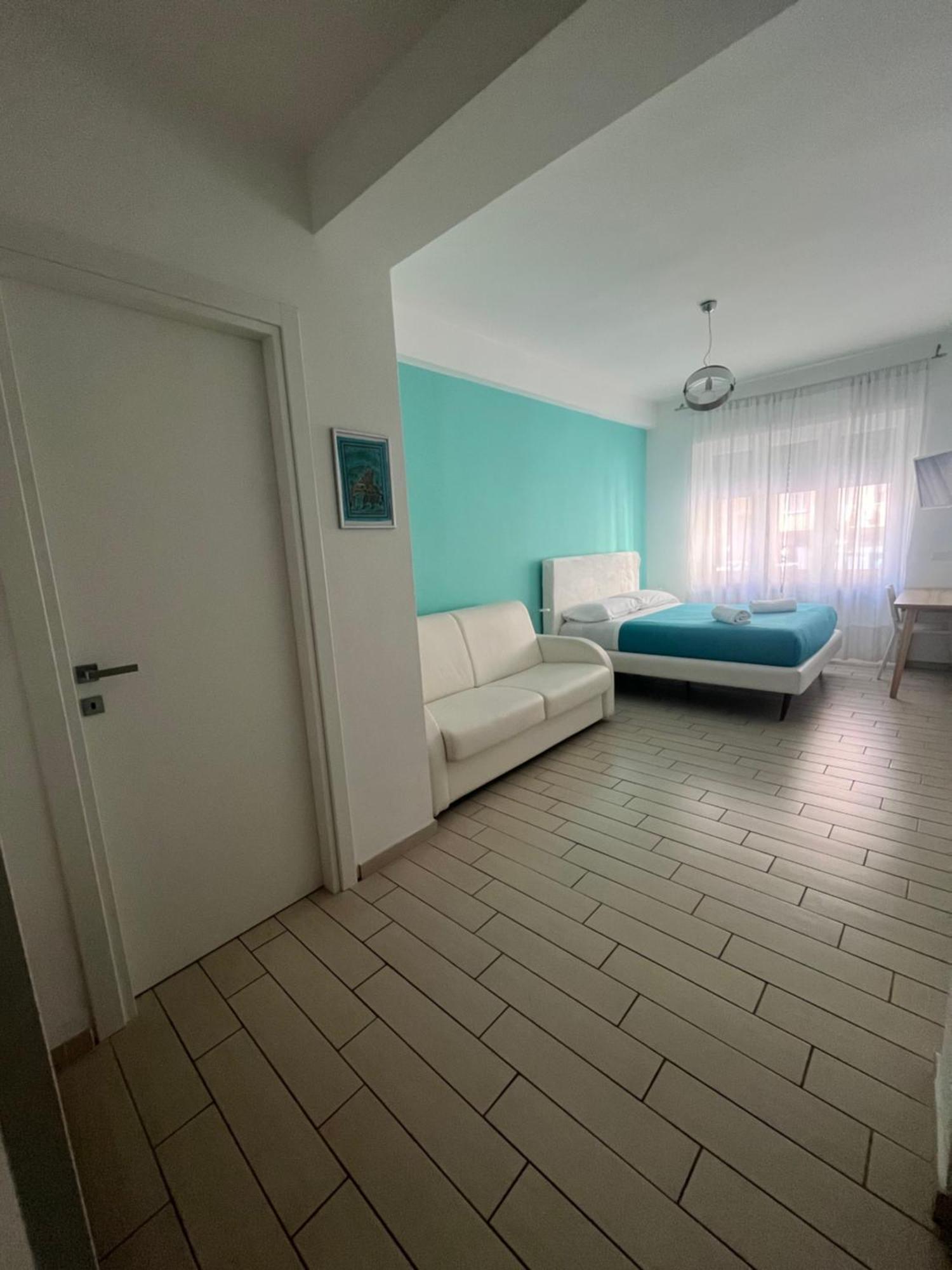 Vomerooms Napoli Eksteriør billede