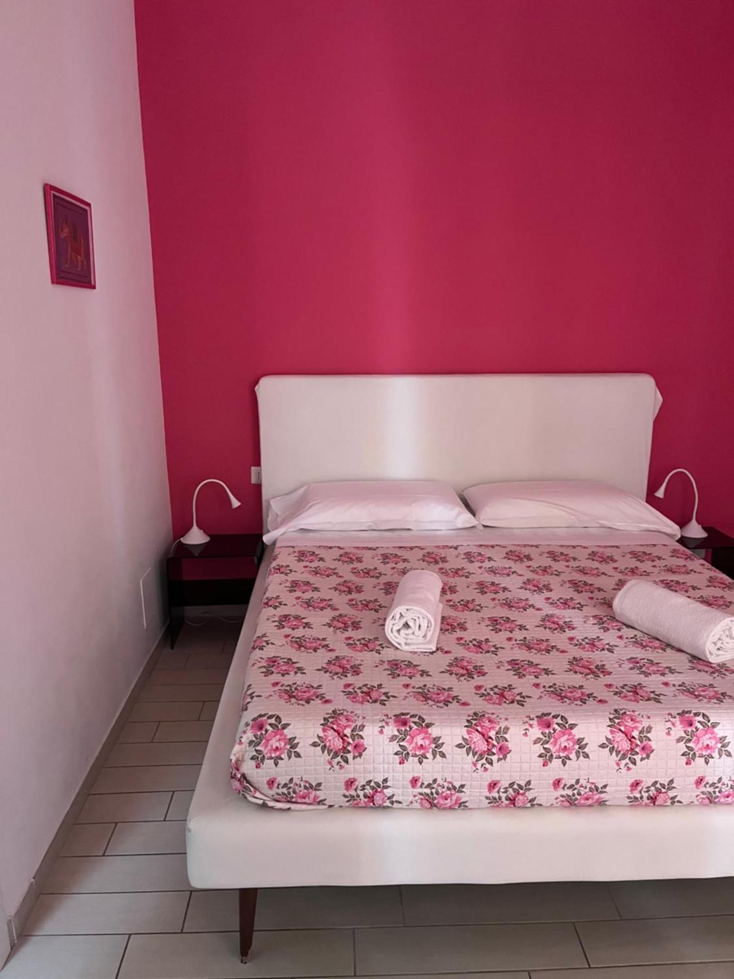 Vomerooms Napoli Eksteriør billede